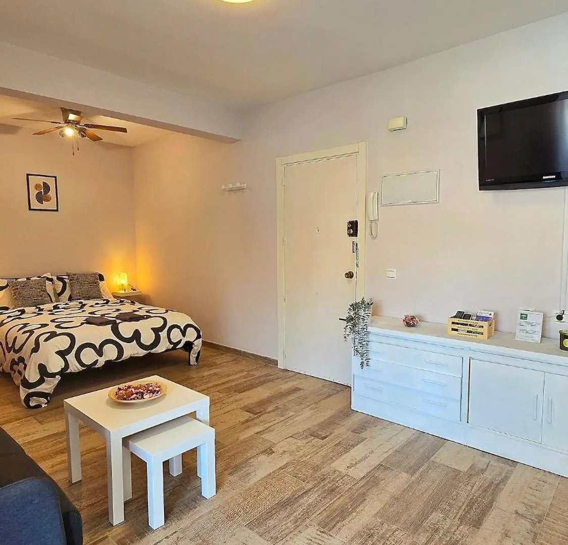 Acogedor Estudio En El Centro De Torremolinos España
